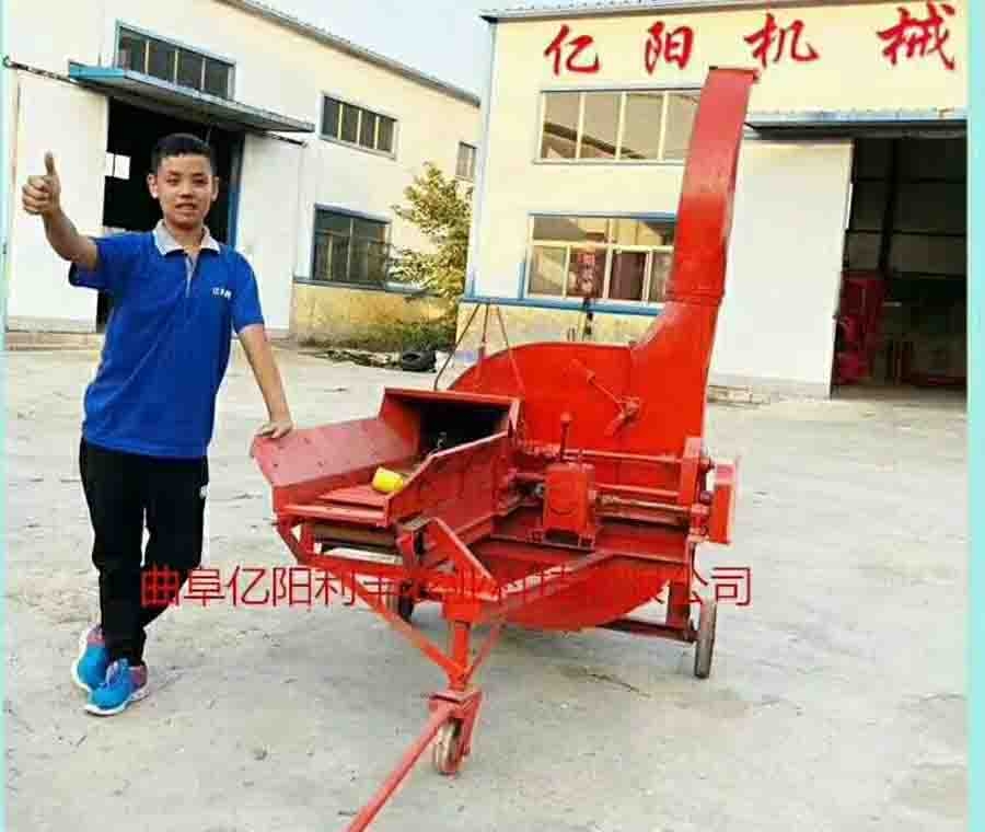 鍘草機